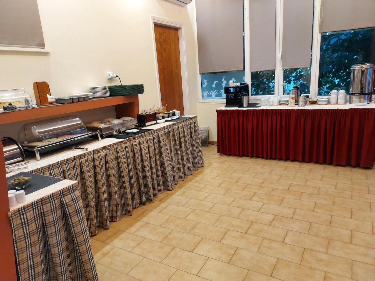 Hotel Astron Loutra Ipatis Esterno foto