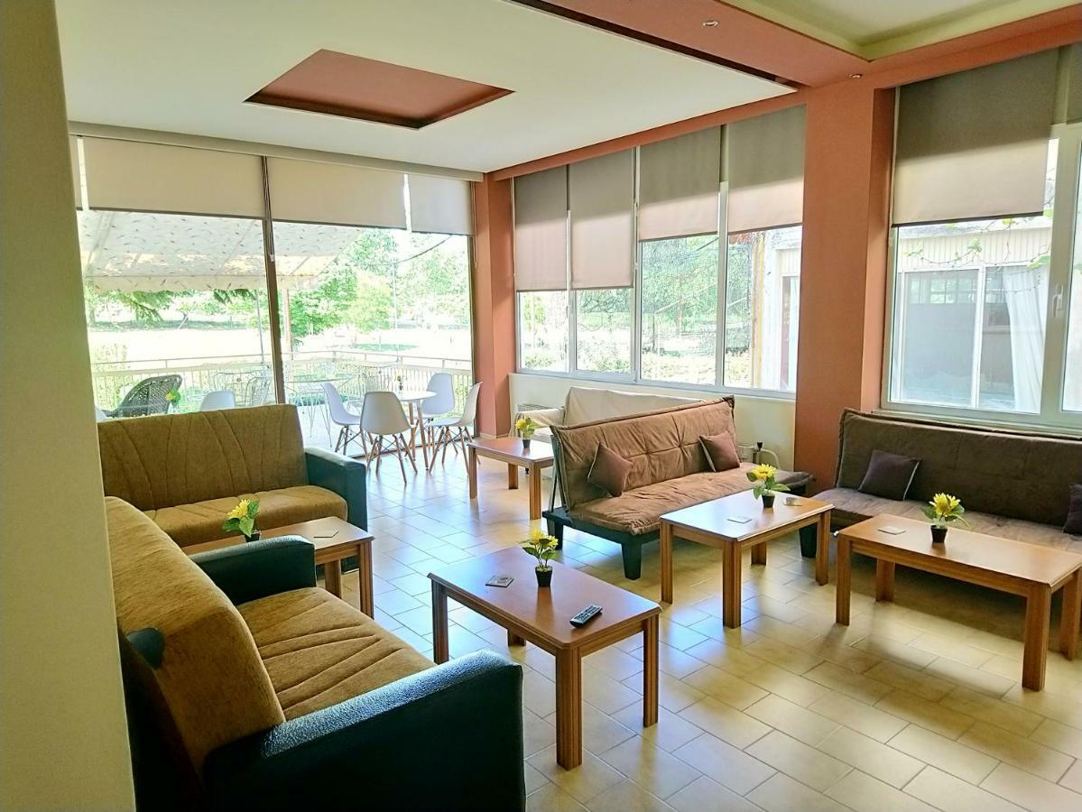 Hotel Astron Loutra Ipatis Esterno foto