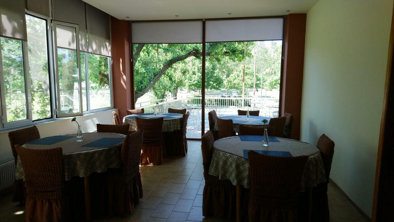 Hotel Astron Loutra Ipatis Esterno foto
